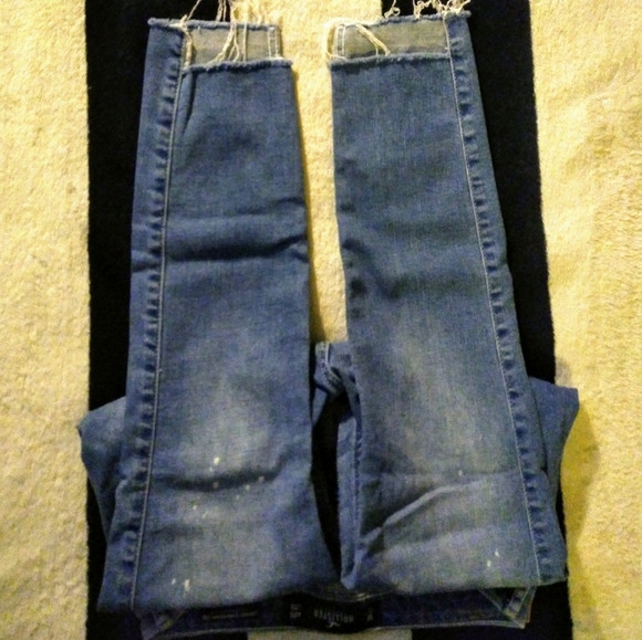 HOLLISTER CROP - Picture 4 of 6